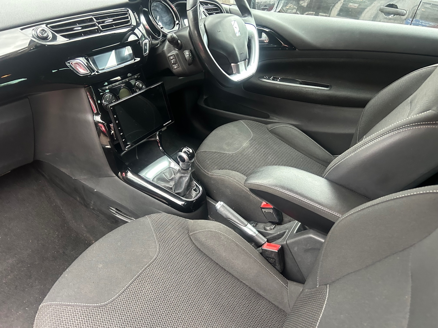 Used Citroen DS3 2014 for sale - 76426483: Photo 5