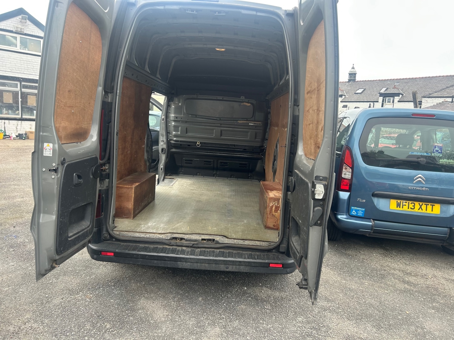 Used Vauxhall Vivaro 2016 for sale - 77990209: Photo 8