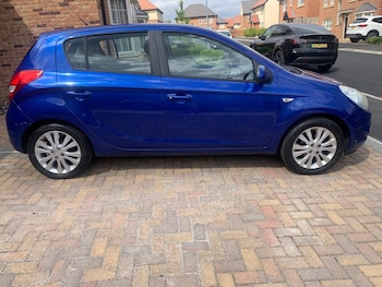 Used Hyundai i20 2009 for sale - 79303777: Photo