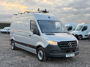 Mercedes-Benz - Sprinter