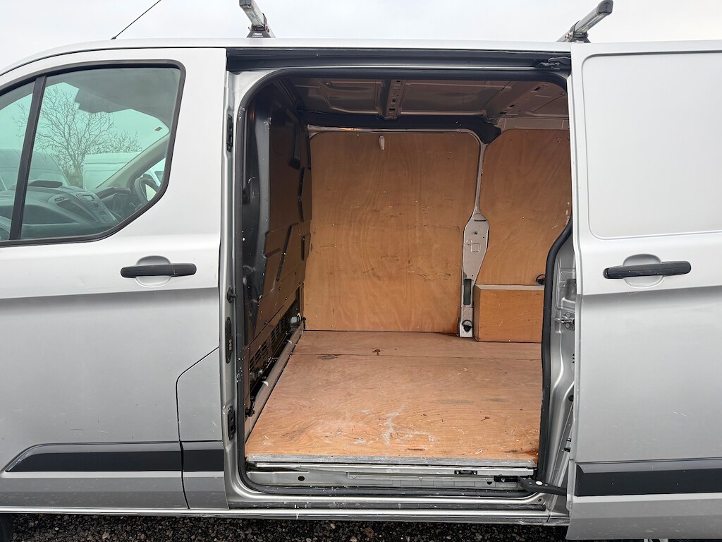 Used Ford Transit Custom 2018 for sale - 77051064: Photo 16