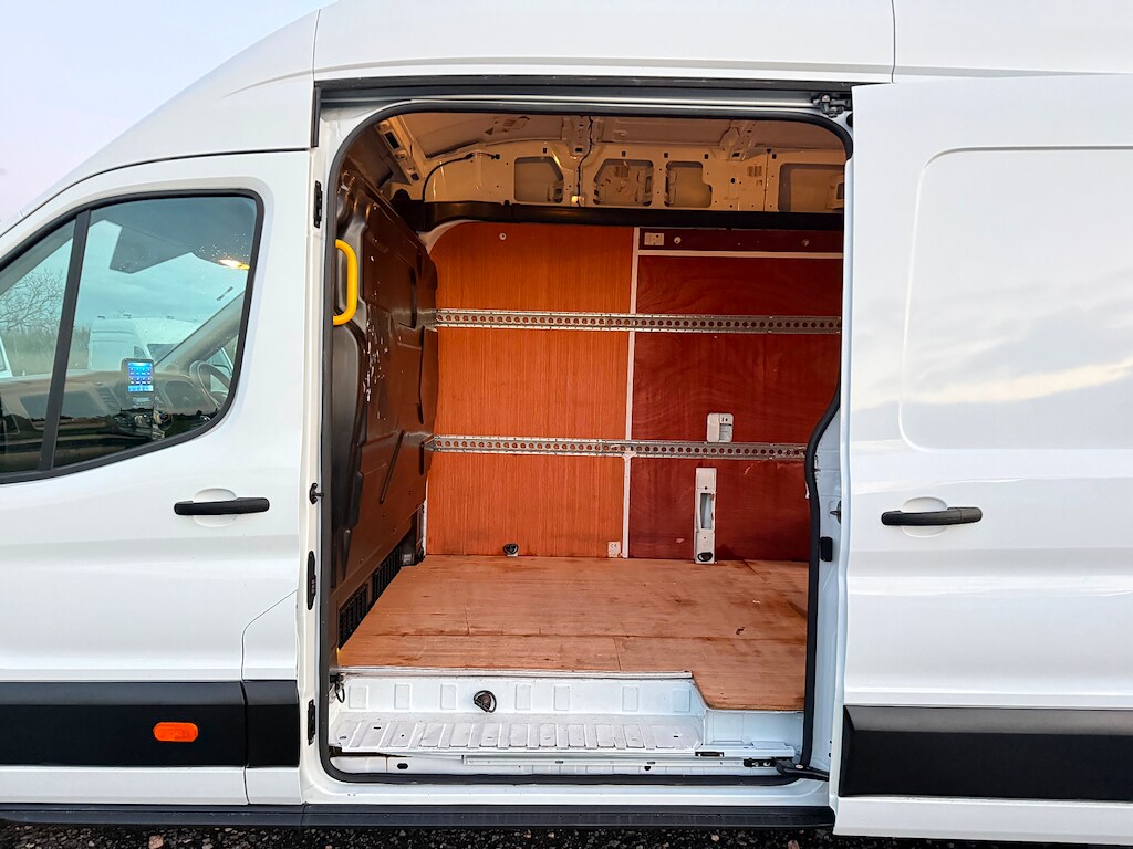 Used Ford Transit 2021 for sale - 76373062: Photo 13