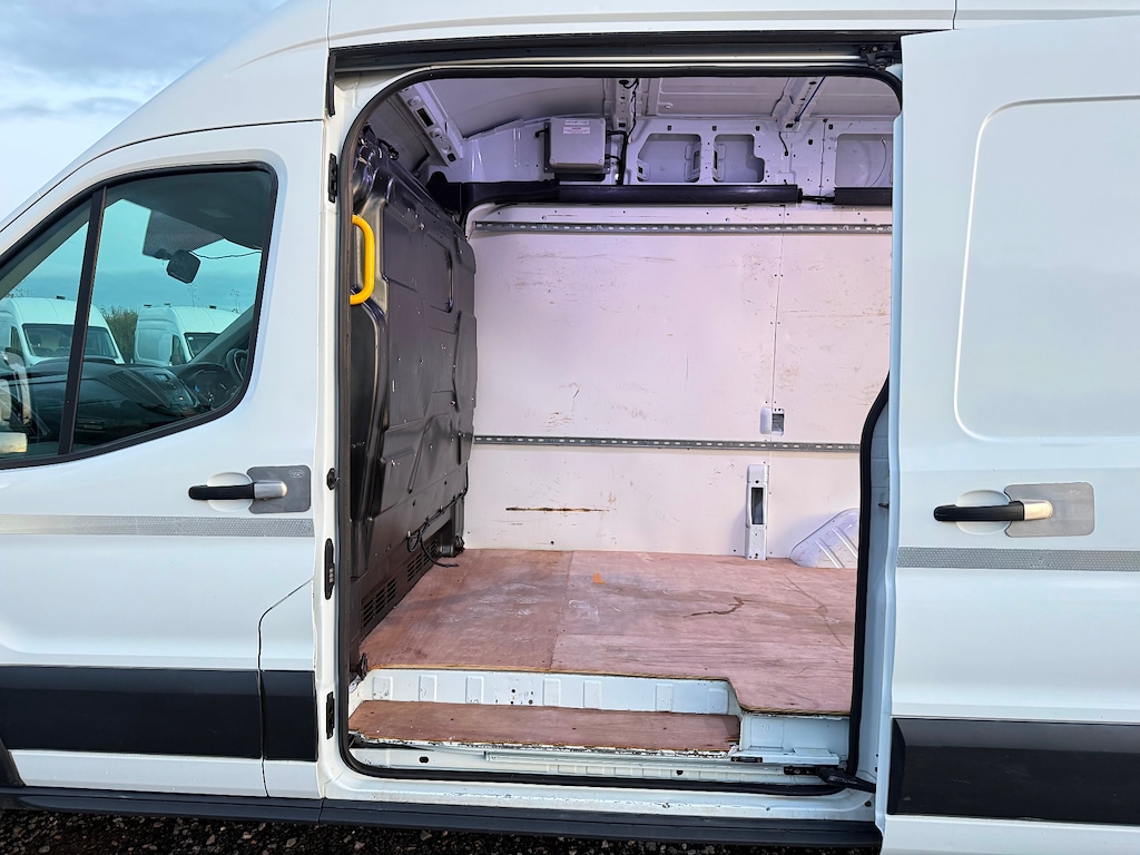 Used Ford Transit 2018 for sale - 76351091: Photo 10