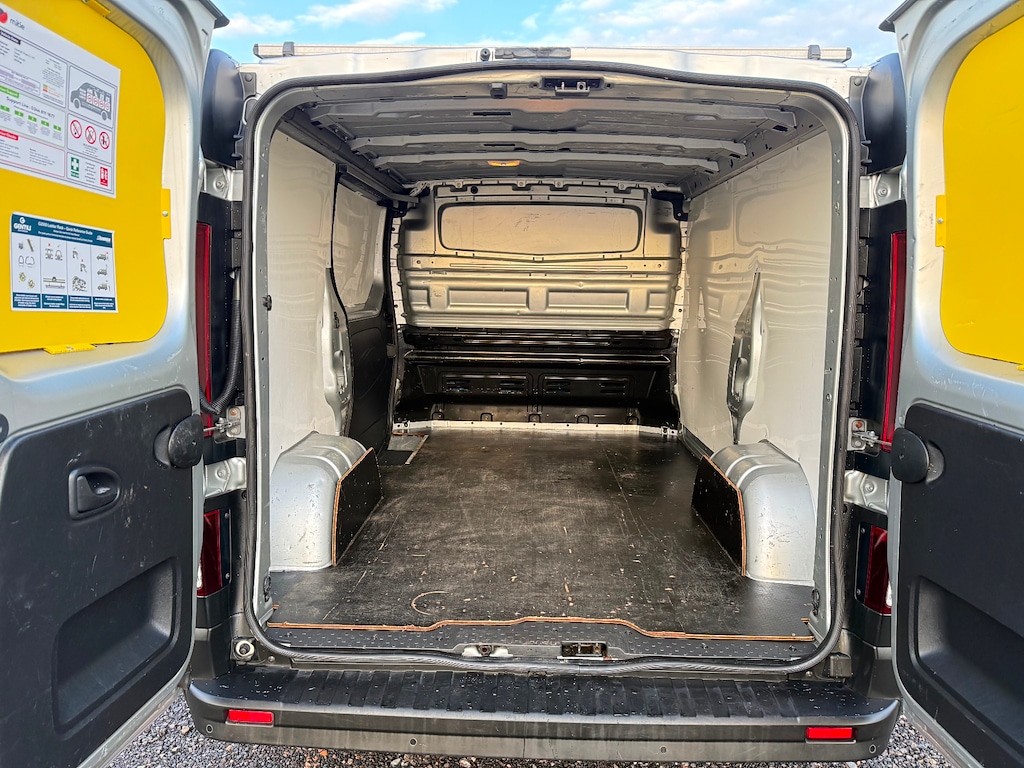 Used Vauxhall Vivaro 2019 for sale - 76999792: Photo 11
