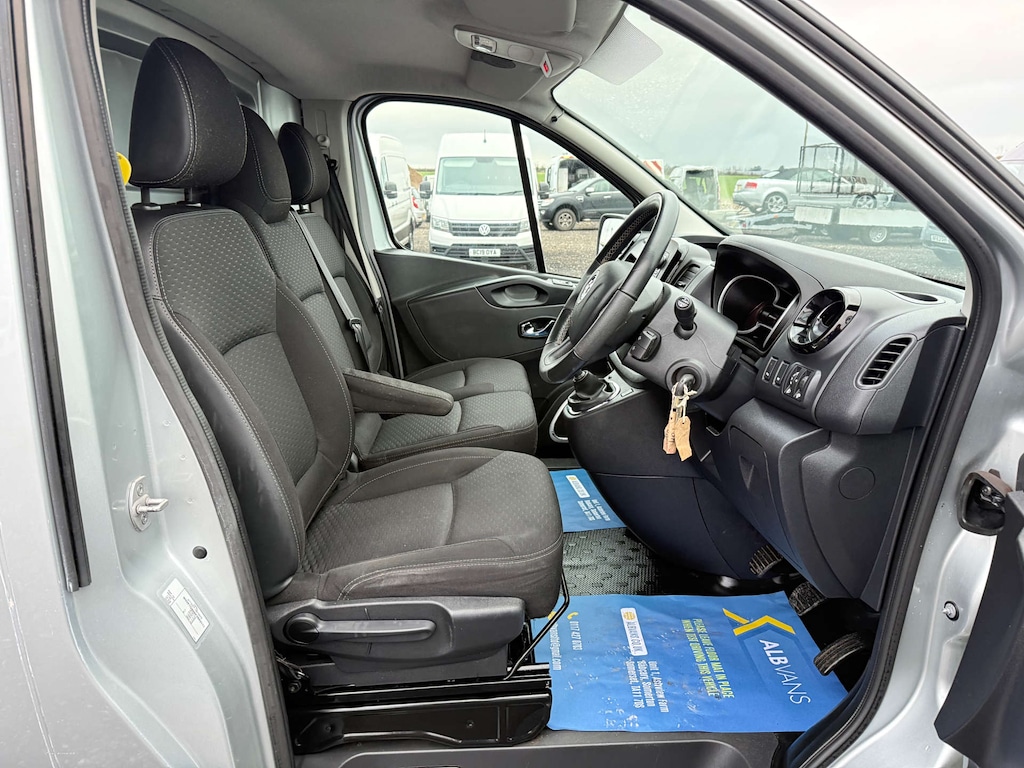 Used Vauxhall Vivaro 2019 for sale - 77389259: Photo 21