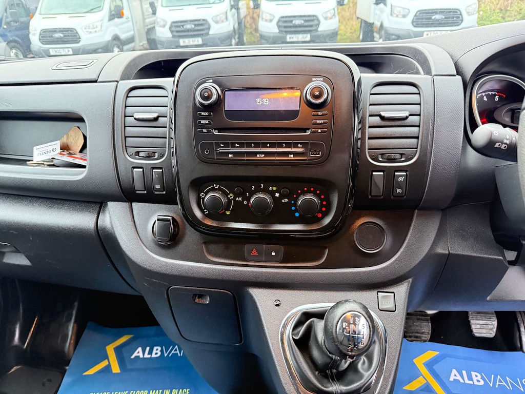 Used Vauxhall Vivaro 2019 for sale - 77389259: Photo 24