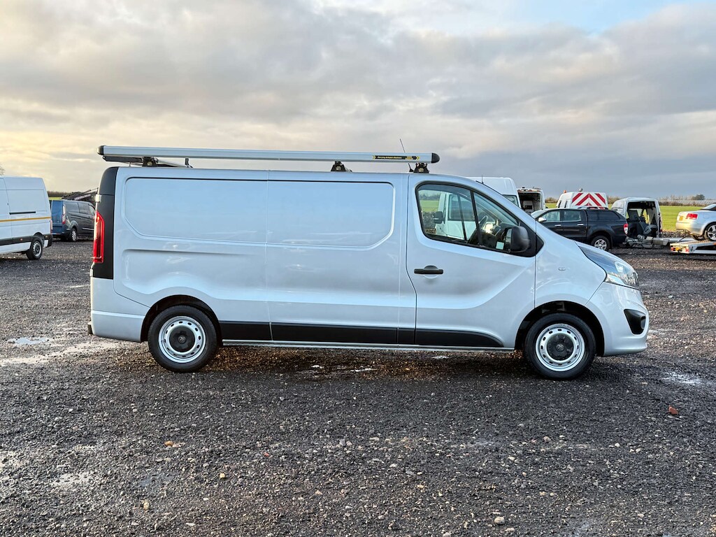 Used Vauxhall Vivaro 2019 for sale - 77401653: Photo 10