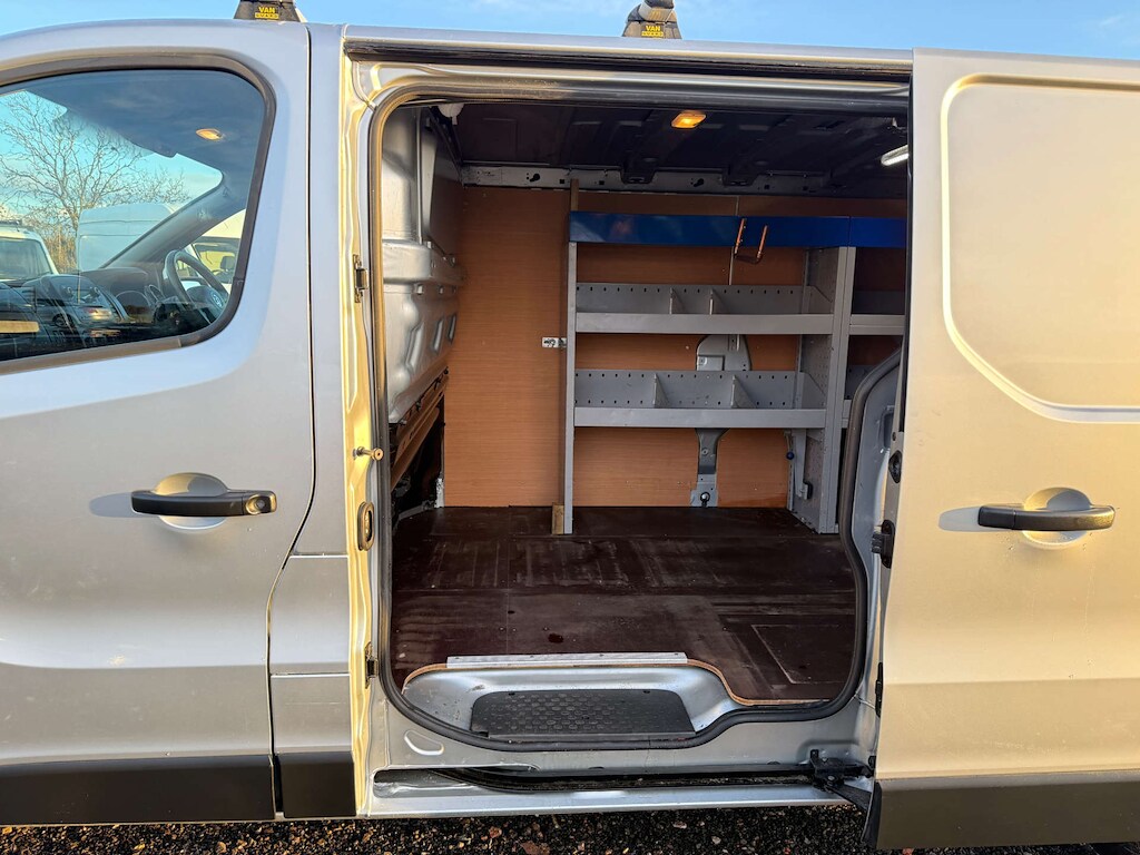 Used Vauxhall Vivaro 2019 for sale - 77401653: Photo 16
