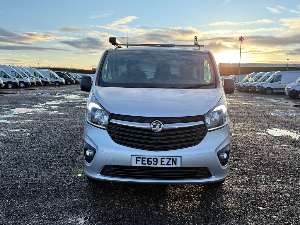 Used Vauxhall Vivaro 2019 for sale - 77401653: Photo 2