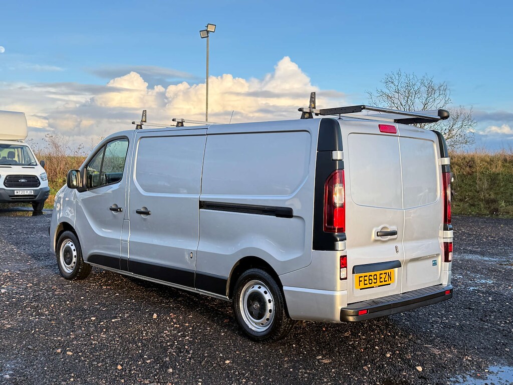 Used Vauxhall Vivaro 2019 for sale - 77401653: Photo 6