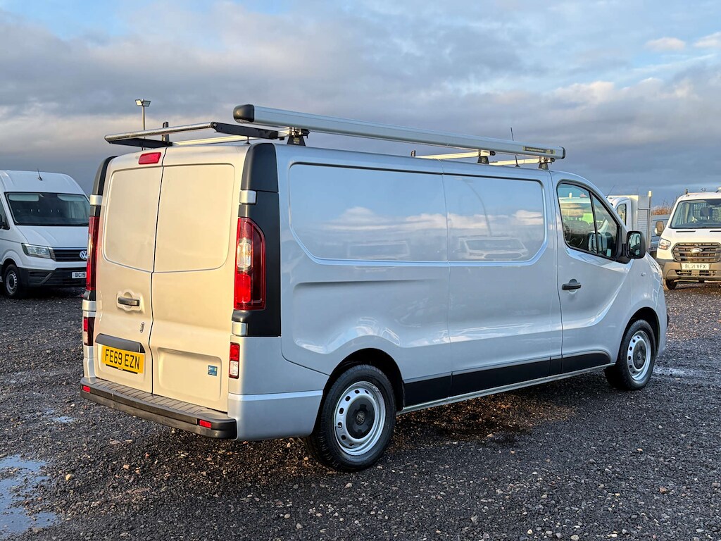 Used Vauxhall Vivaro 2019 for sale - 77401653: Photo 9