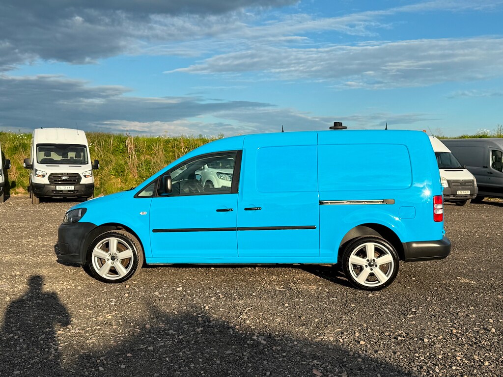Used Volkswagen Caddy Maxi 2011 for sale - 76318799: Photo 5