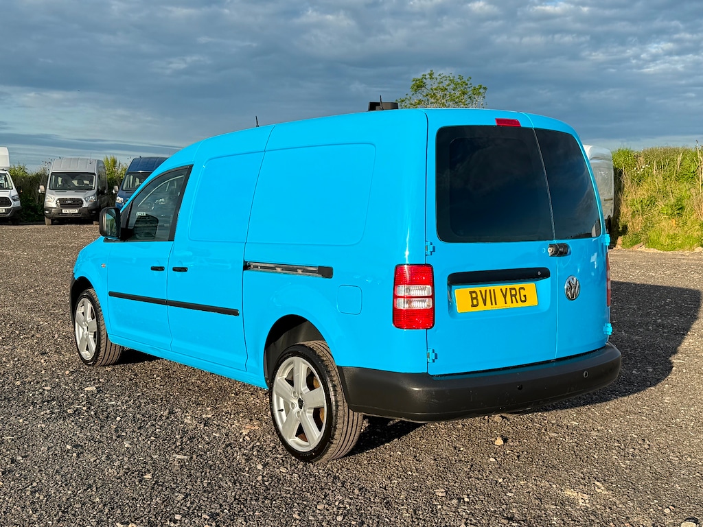 Used Volkswagen Caddy Maxi 2011 for sale - 76318799: Photo 6