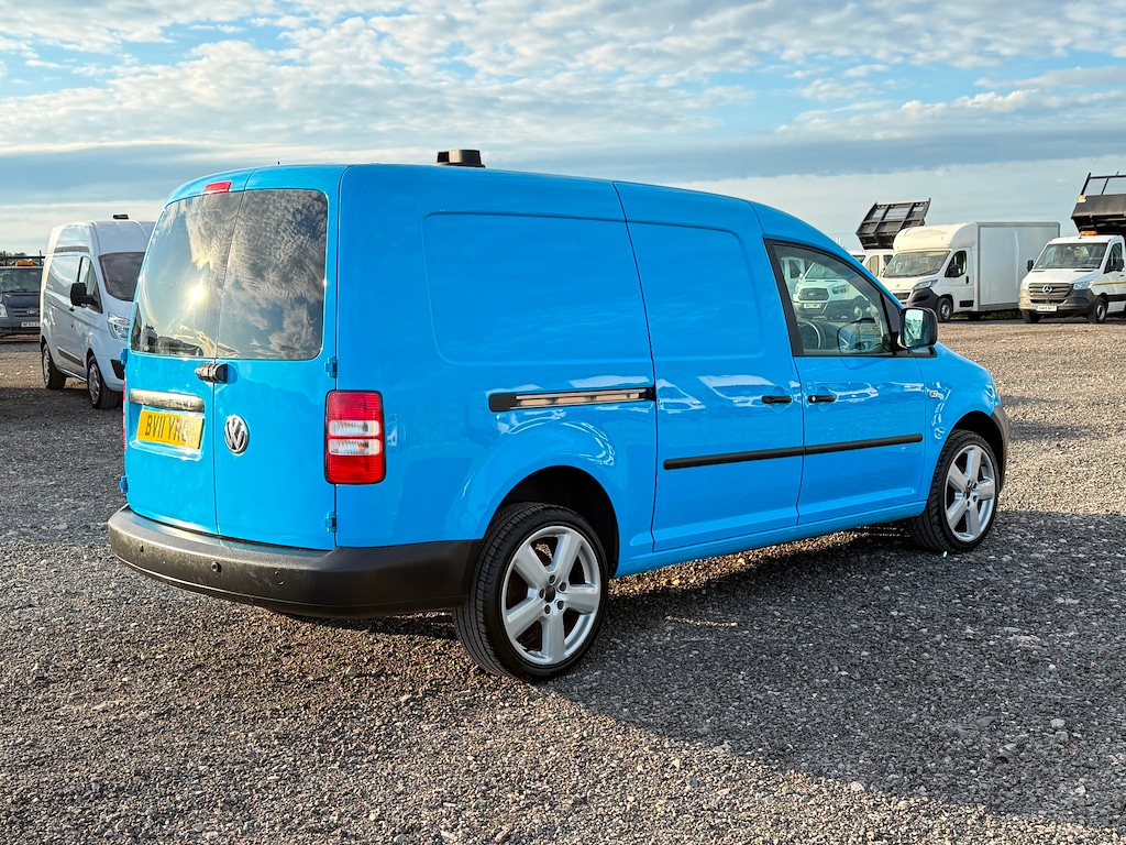 Used Volkswagen Caddy Maxi 2011 for sale - 76318799: Photo 8