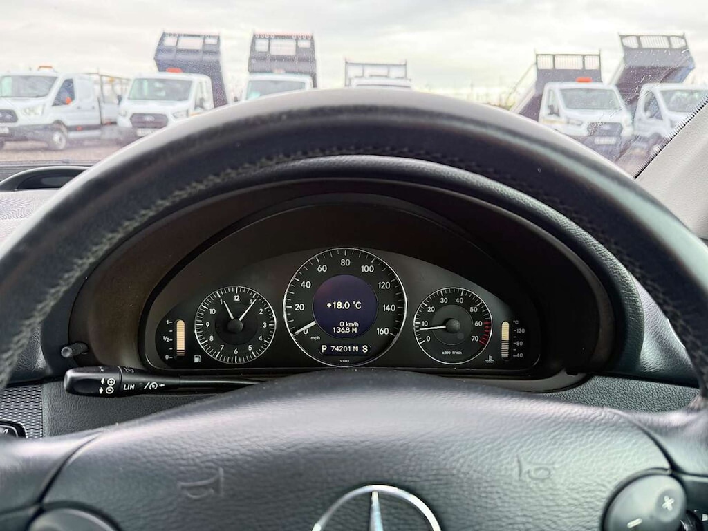 Used Mercedes-Benz CLK 2004 for sale - 77339770: Photo 24