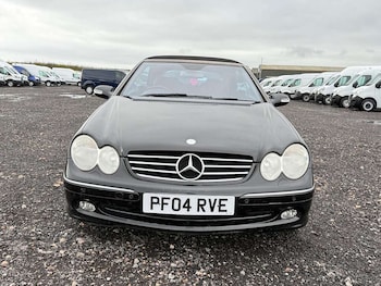 Used Mercedes-Benz CLK 2004 for sale - 77339770: Photo