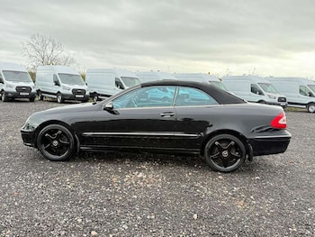 Used Mercedes-Benz CLK 2004 for sale - 77339770: Photo
