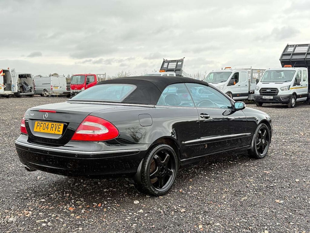 Used Mercedes-Benz CLK 2004 for sale - 77339770: Photo 8