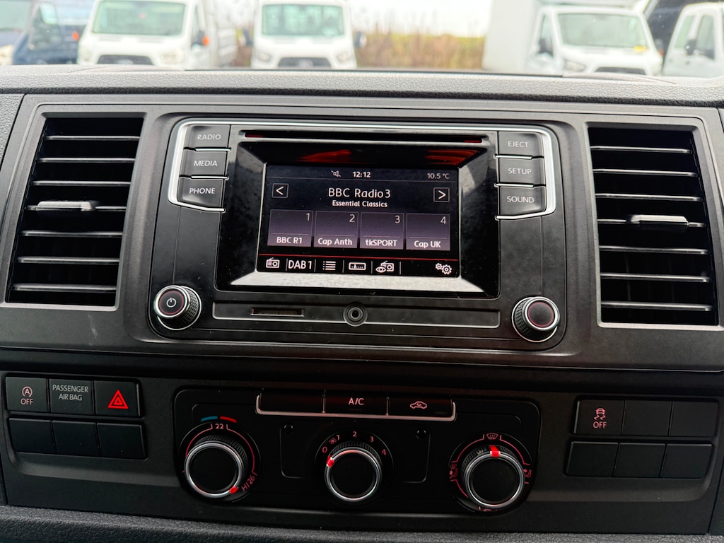 Used Volkswagen Transporter 2019 for sale - 77269504: Photo 20