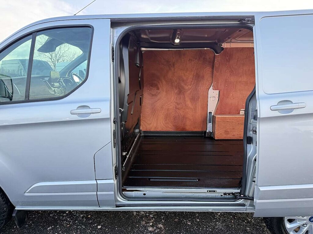 Used Ford Transit Custom 2021 for sale - 77339781: Photo 16