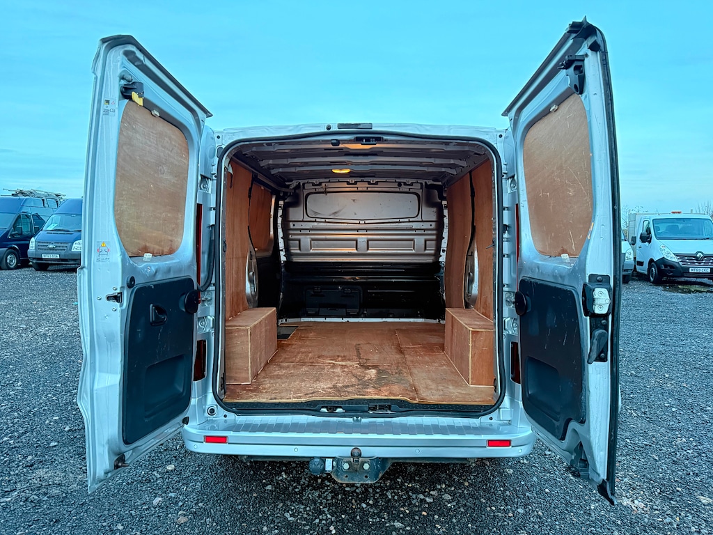 Used Vauxhall Vivaro 2017 for sale - 77022001: Photo 14