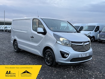 Used Vauxhall Vivaro 2017 for sale - 77022001: Photo
