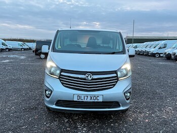 Used Vauxhall Vivaro 2017 for sale - 77022001: Photo