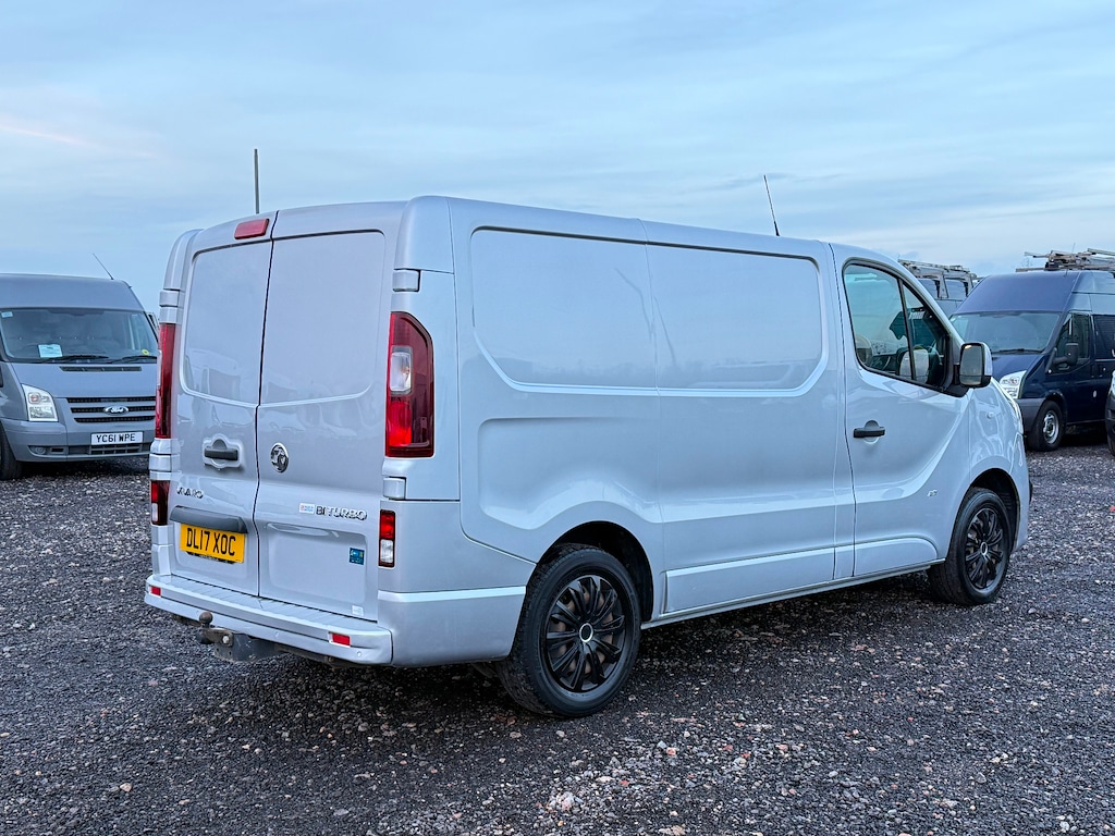Used Vauxhall Vivaro 2017 for sale - 77022001: Photo 9