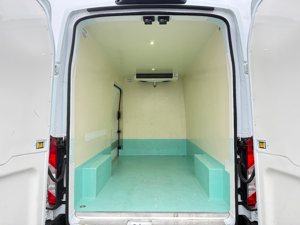 Used Ford Transit 2020 for sale - 76351122: Photo 9