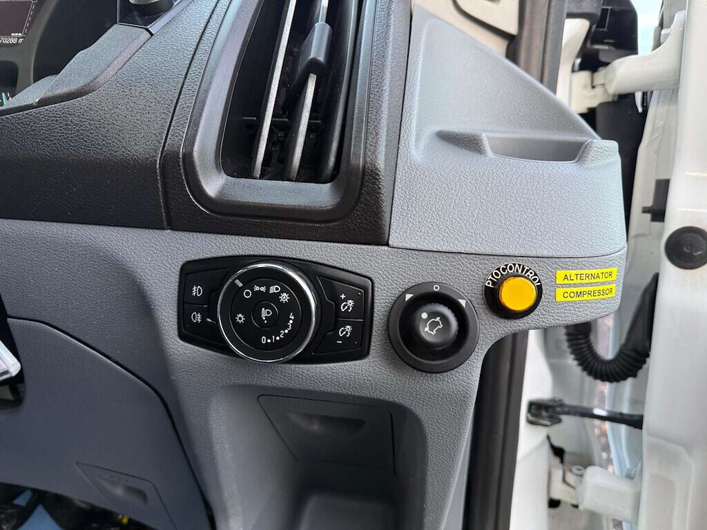 Used Ford Transit 2019 for sale - 77339711: Photo 23
