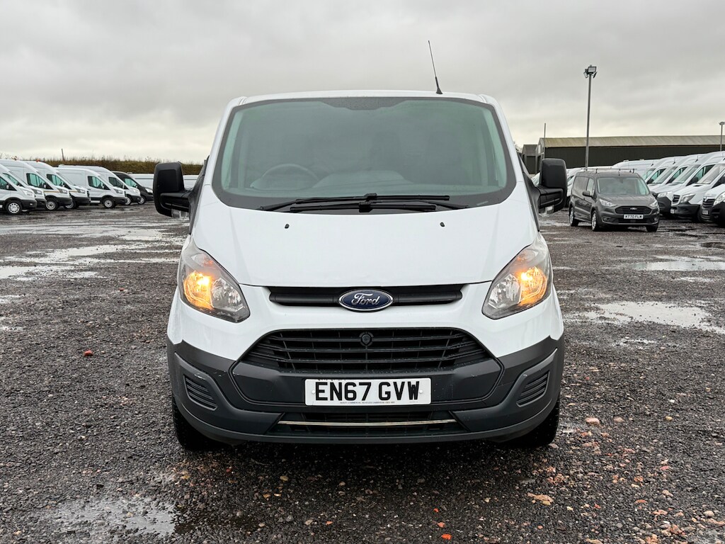 Used Ford Transit Custom 2017 for sale - 77281356: Photo 2