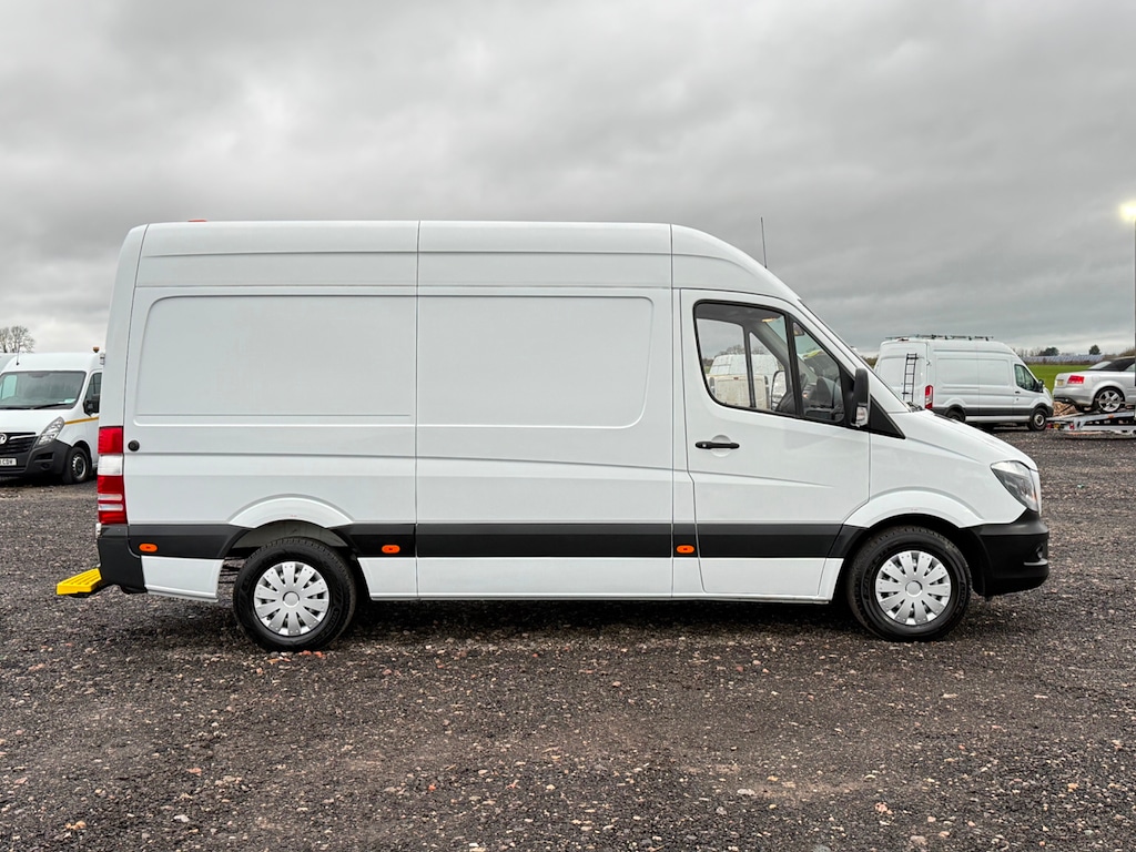 Used Mercedes-Benz Sprinter 2018 for sale - 77638335: Photo 9