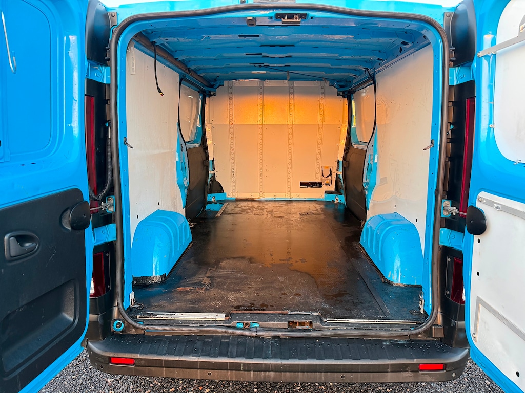 Used Vauxhall Vivaro 2016 for sale - 76999812: Photo 10