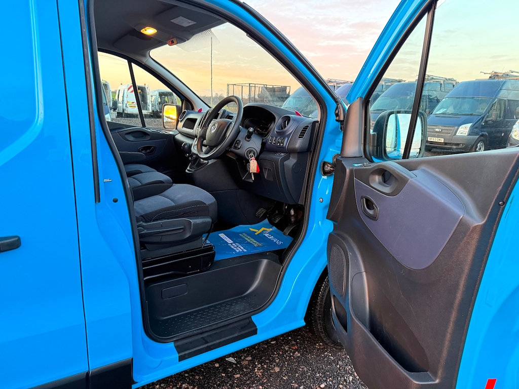 Used Vauxhall Vivaro 2016 for sale - 76999812: Photo 16