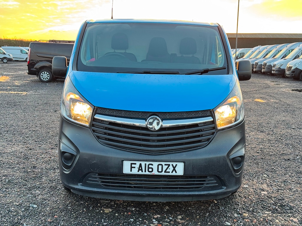 Used Vauxhall Vivaro 2016 for sale - 76999812: Photo 2