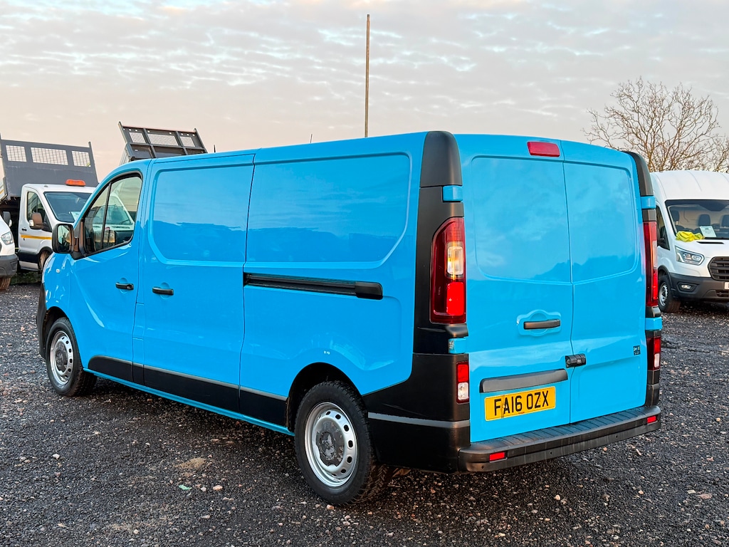 Used Vauxhall Vivaro 2016 for sale - 76999812: Photo 6