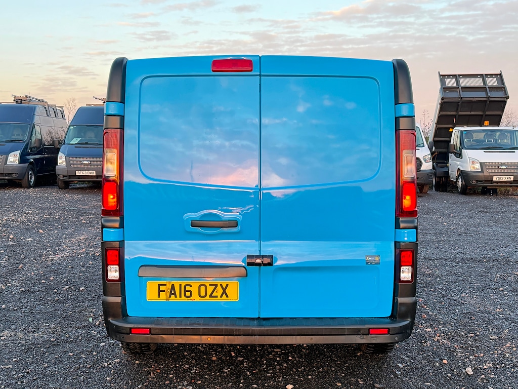 Used Vauxhall Vivaro 2016 for sale - 76999812: Photo 8