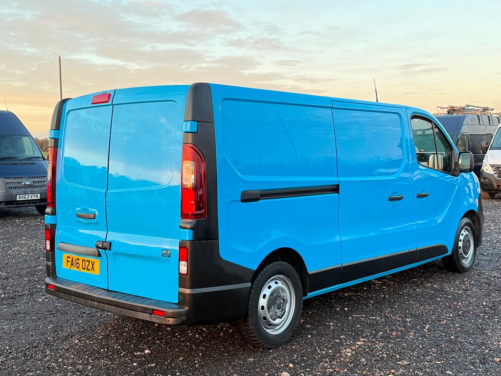 Used Vauxhall Vivaro 2016 for sale - 76999812: Photo 9