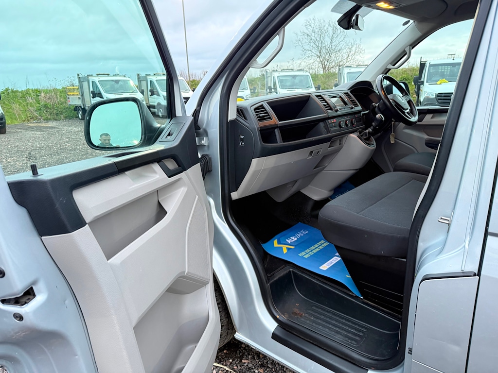 Used Volkswagen Transporter 2019 for sale - 78207006: Photo 17