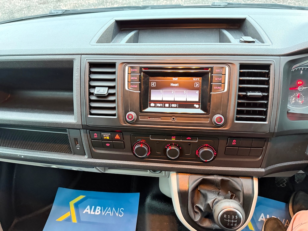 Used Volkswagen Transporter 2019 for sale - 78207006: Photo 23