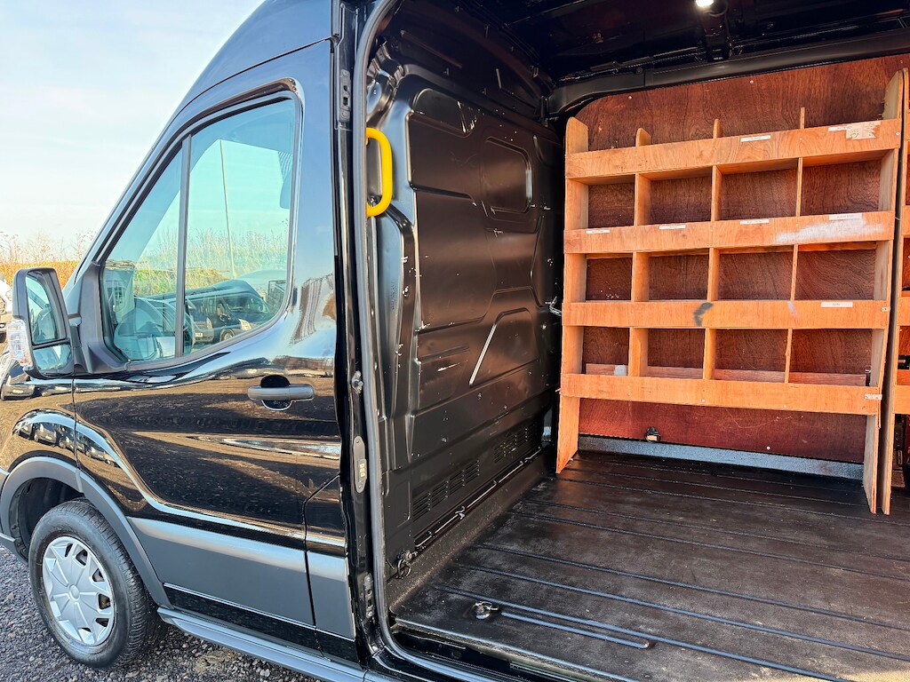 Used Ford Transit 2018 for sale - 76941139: Photo 18