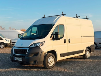 Used Peugeot Boxer 2017 for sale - 79401991: Photo
