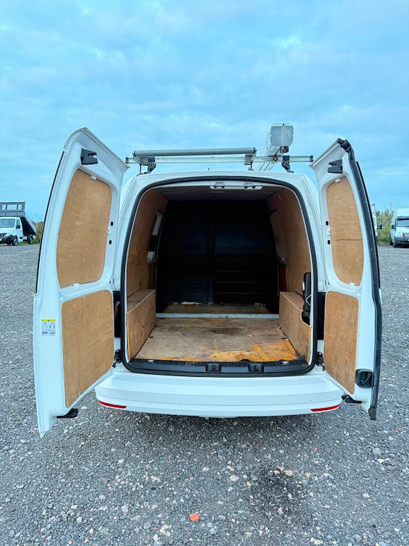 Used Volkswagen Caddy Maxi 2017 for sale - 76092193: Photo 11