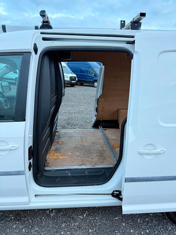 Used Volkswagen Caddy Maxi 2017 for sale - 76092193: Photo 15