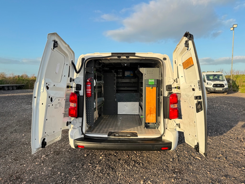 Used Vauxhall Vivaro 2020 for sale - 78089103: Photo 14