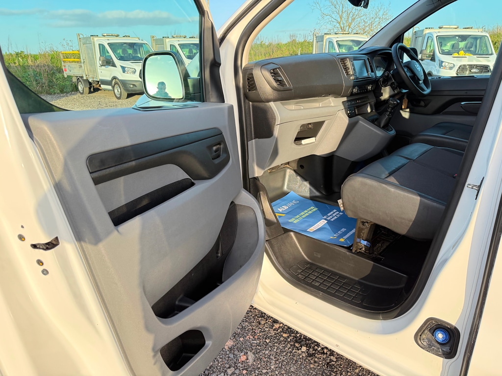 Used Vauxhall Vivaro 2020 for sale - 78089103: Photo 18