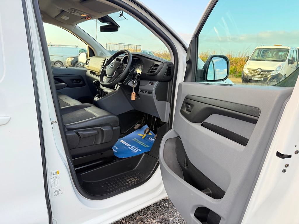 Used Vauxhall Vivaro 2020 for sale - 78089103: Photo 20