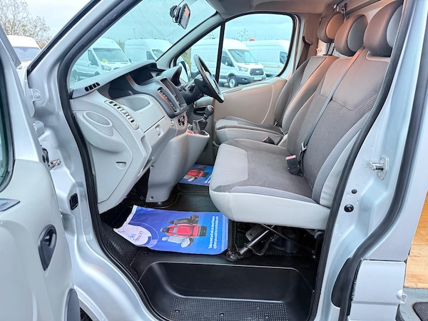 Used Vauxhall Vivaro 2012 for sale - 76249928: Photo 13