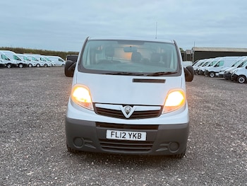 Used Vauxhall Vivaro 2012 for sale - 76249928: Photo 2