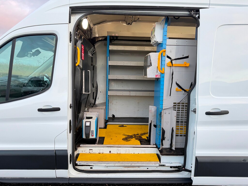 Used Ford Transit 2019 for sale - 77504652: Photo 19